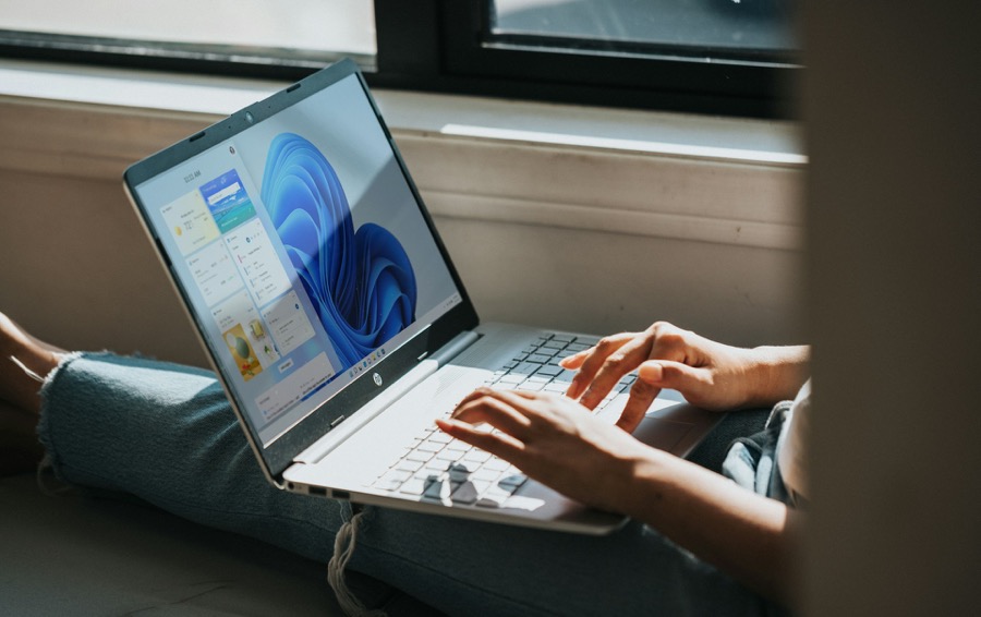 Best Laptops for Students Under INR 35000