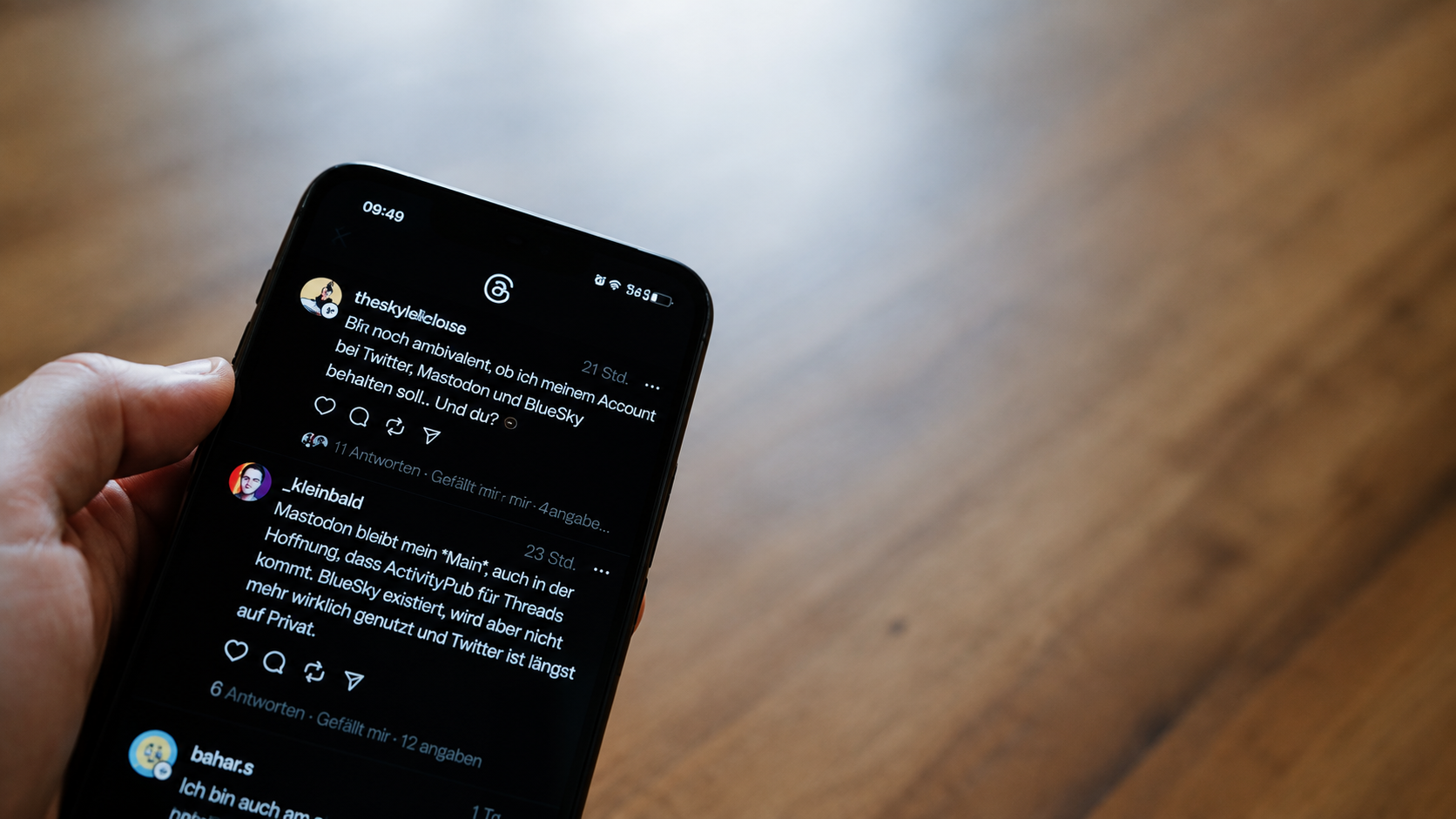 How to Make Your Threads Account Public